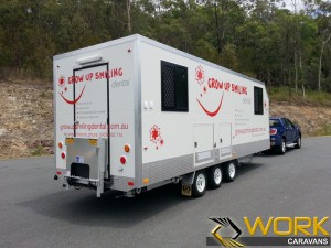mobile-dental-4  