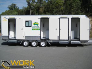 shower-toilet-laundry-4  