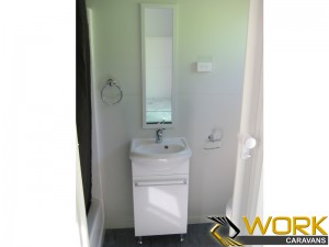 shower-toilet-laundry-9  